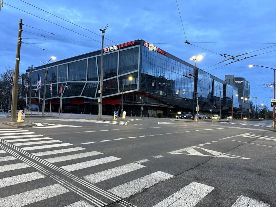 New Apartment Near Tipos Arena, Free Parking, Danubius One Building Bratislava Exterior foto